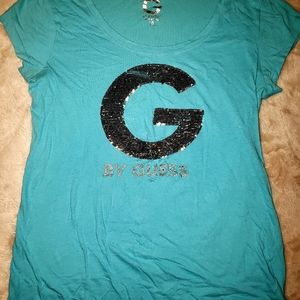 Guess tshirt